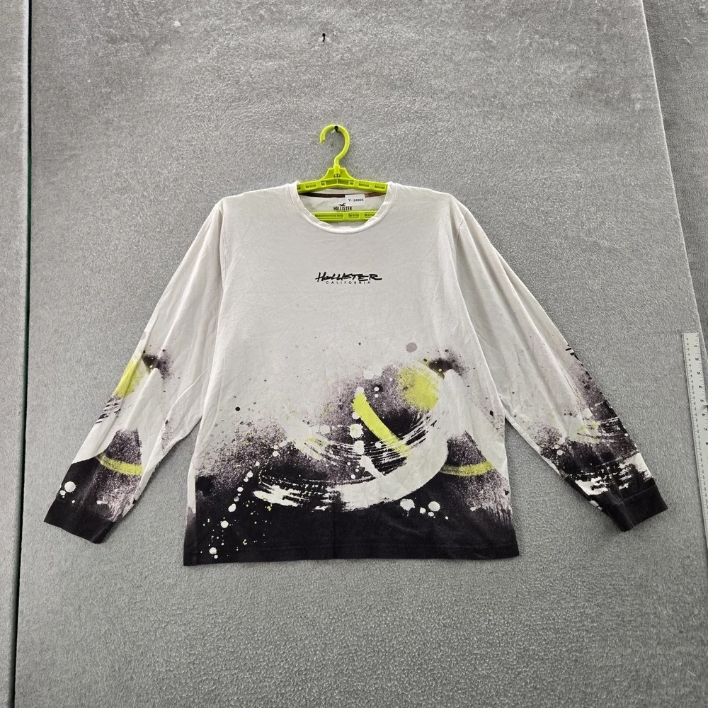 Hollister Women Shirt XL White Graphic Print Abstract Art Long Sleeve Logo‎